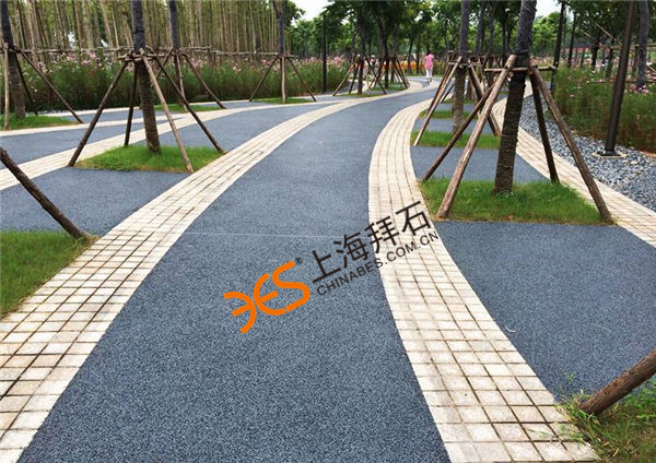 彩色透水混凝土.jpg 彩色透水混凝土.jpg