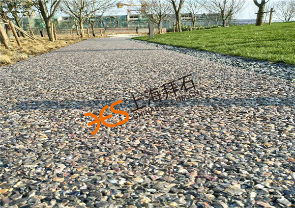 膠筑透水石.jpg 膠筑透水石.jpg