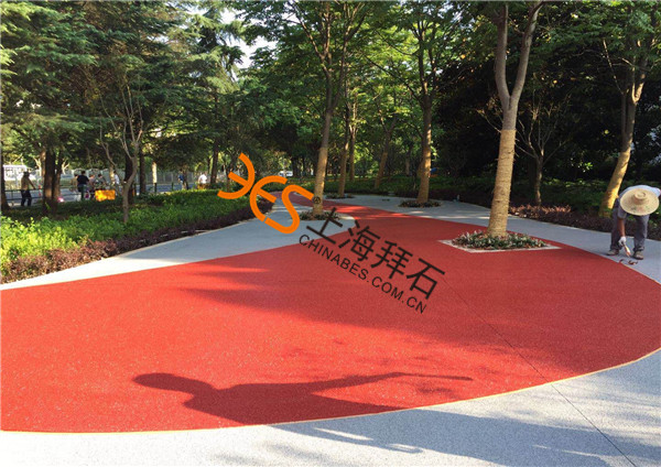 透水路面.jpg 透水路面.jpg