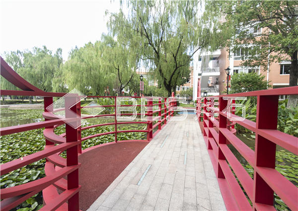 華師大附屬二中