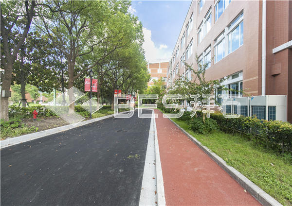 華師大附屬二中